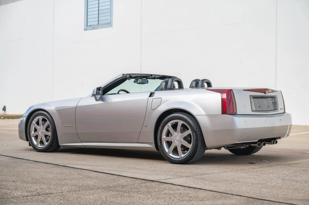 2008 Cadillac XLR - Image 27 of 31
