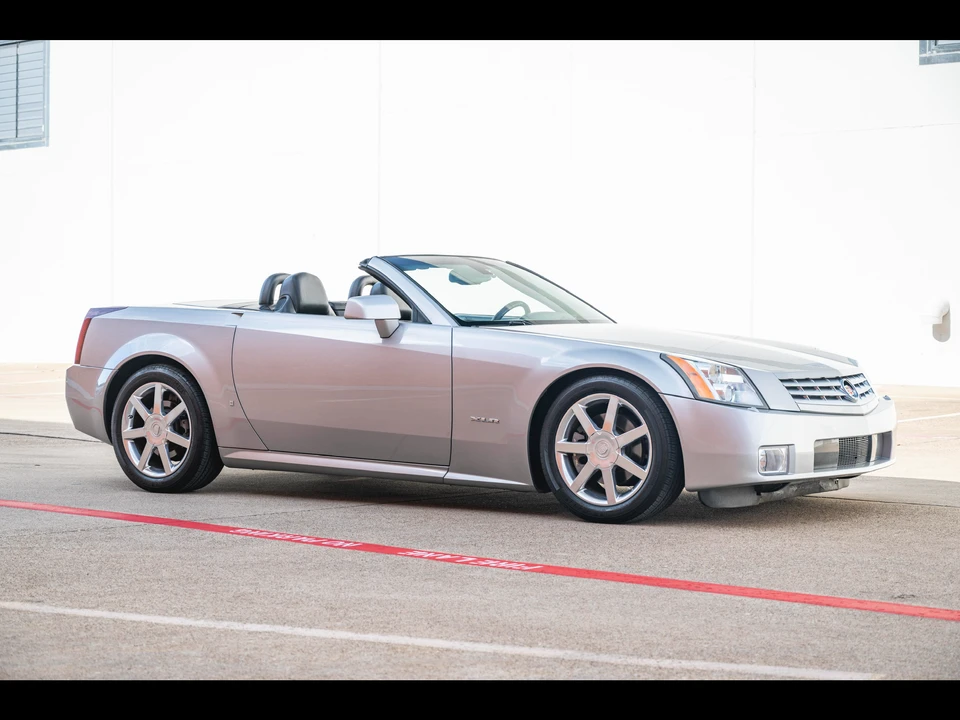 2008 Cadillac XLR - Image 20 of 31