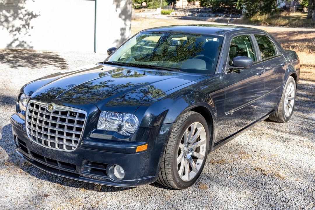2008 Chrysler 300 (2005-2023) - Image 2 of 31
