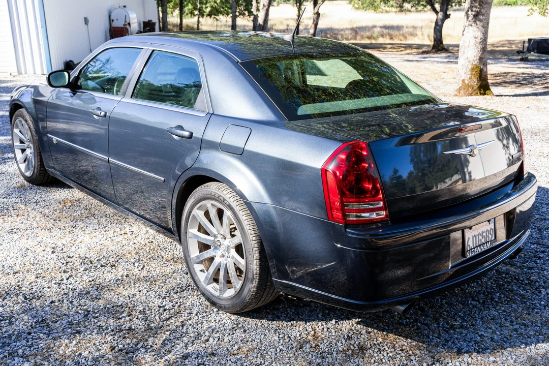2008 Chrysler 300 (2005-2023) - Image 4 of 31