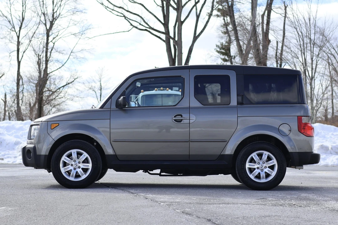 2008 Honda Element - Image 9 of 31