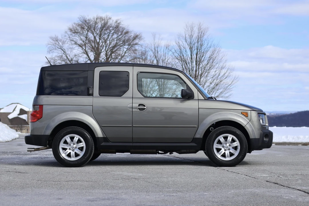 2008 Honda Element - Image 17 of 31