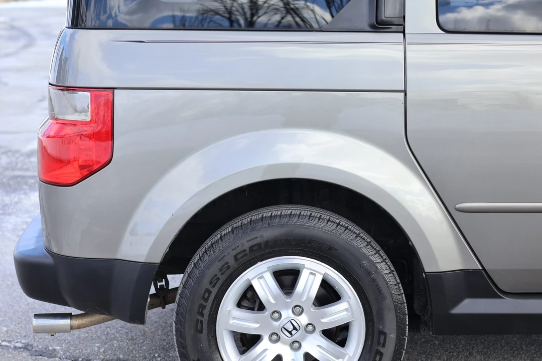 2008 Honda Element - Image 28 of 31