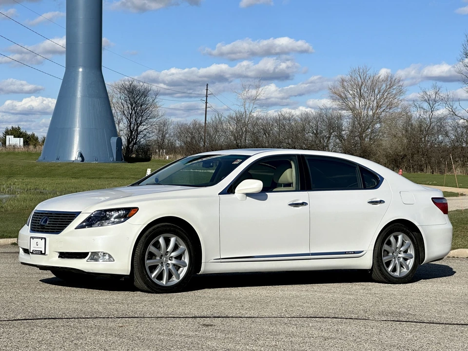 2008 Lexus LS 4th Gen - Image 8 of 31