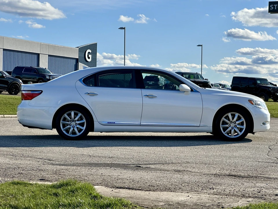 2008 Lexus LS 4th Gen - Image 15 of 31