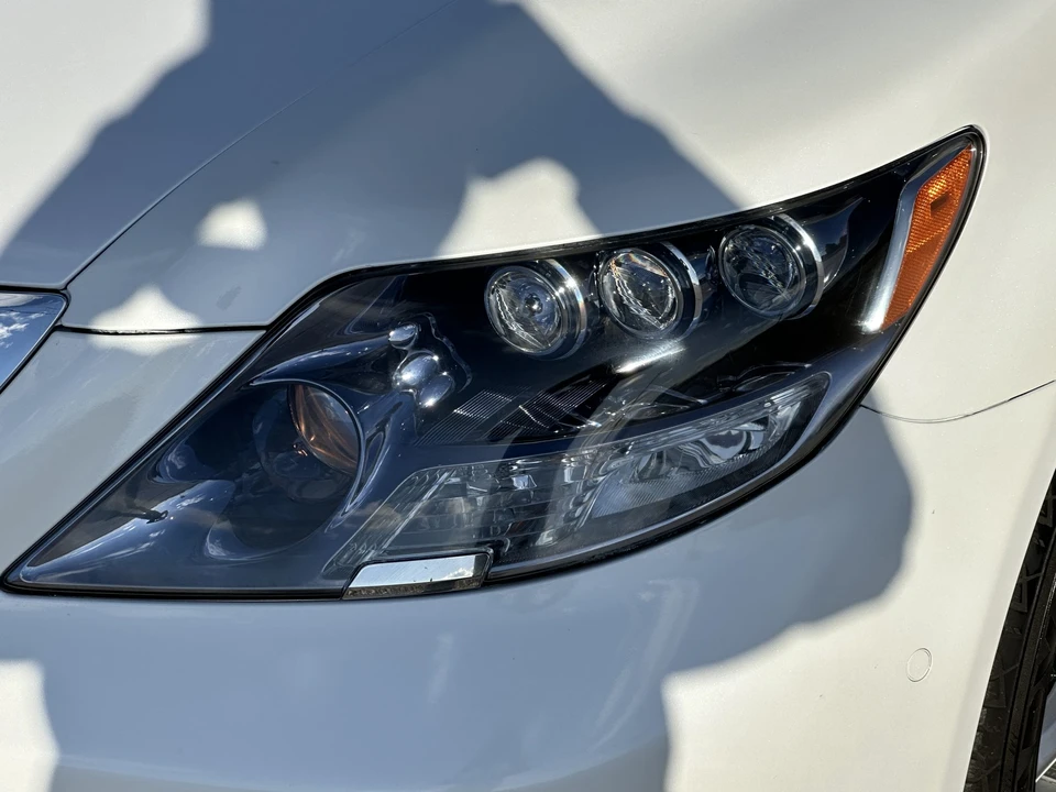 2008 Lexus LS 4th Gen - Image 22 of 31
