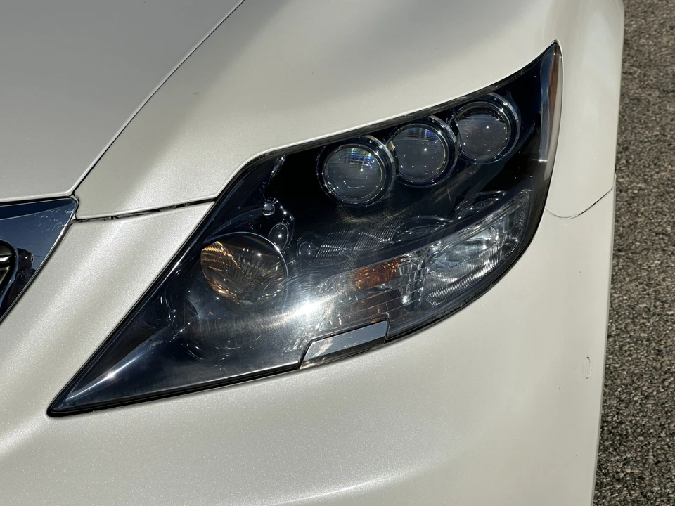 2008 Lexus LS 4th Gen - Image 21 of 31