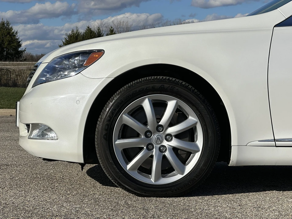 2008 Lexus LS 4th Gen - Image 18 of 31