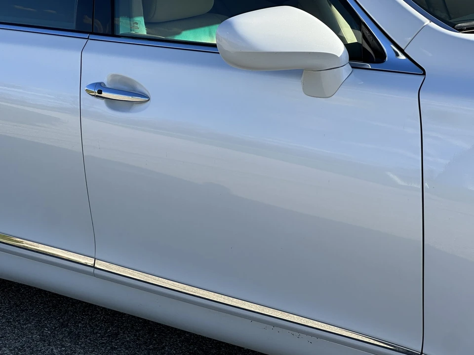 2008 Lexus LS 4th Gen - Image 25 of 31