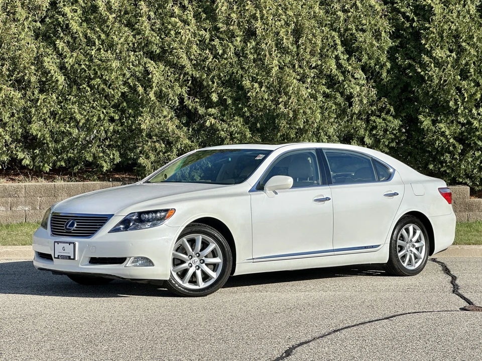 2008 Lexus LS 4th Gen - Image 3 of 31