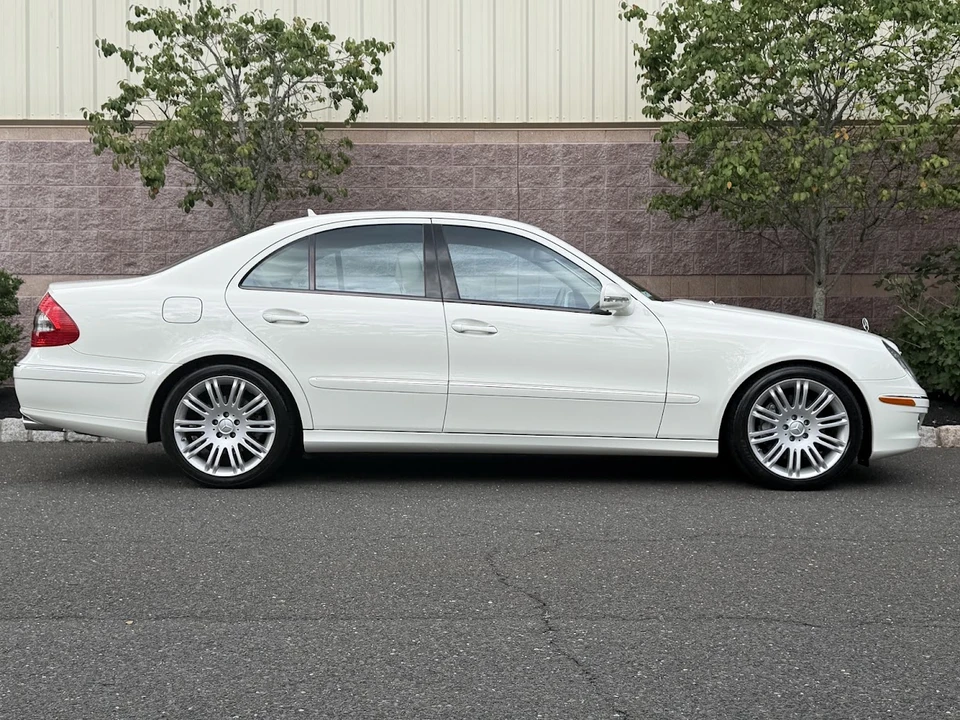 2008 Mercedes-Benz W211 E-Class - Image 14 of 31