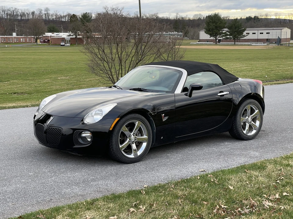 2008 Pontiac Solstice GXP - Image 27 of 31