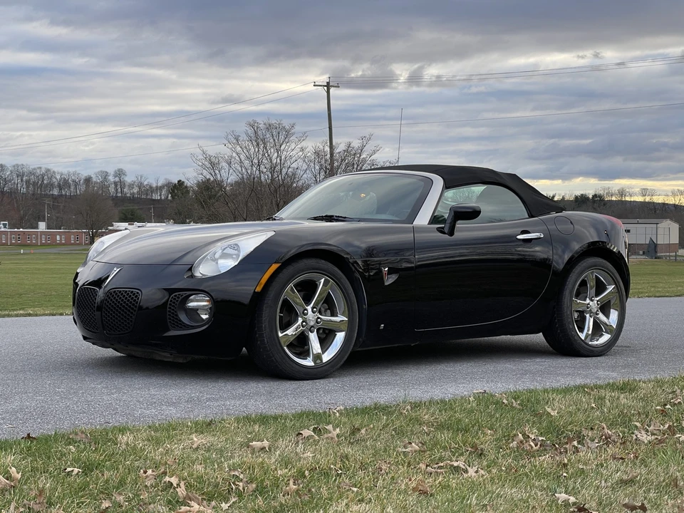 2008 Pontiac Solstice GXP - Image 26 of 31