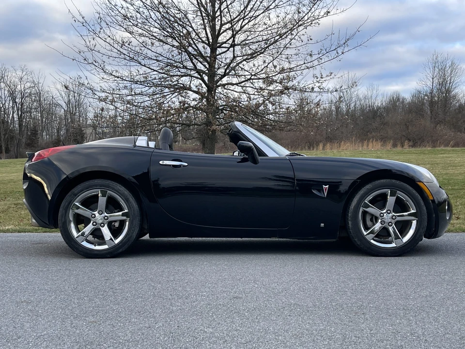 2008 Pontiac Solstice GXP - Image 12 of 31