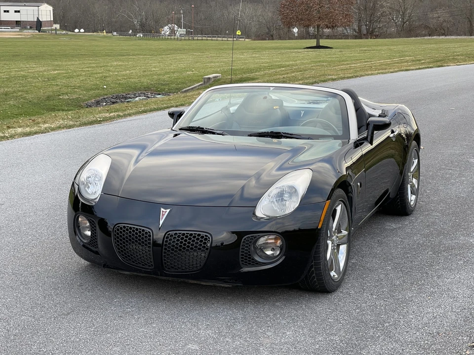 2008 Pontiac Solstice GXP - Image 5 of 31