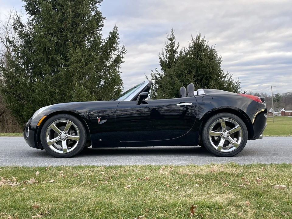 2008 Pontiac Solstice GXP - Image 24 of 31