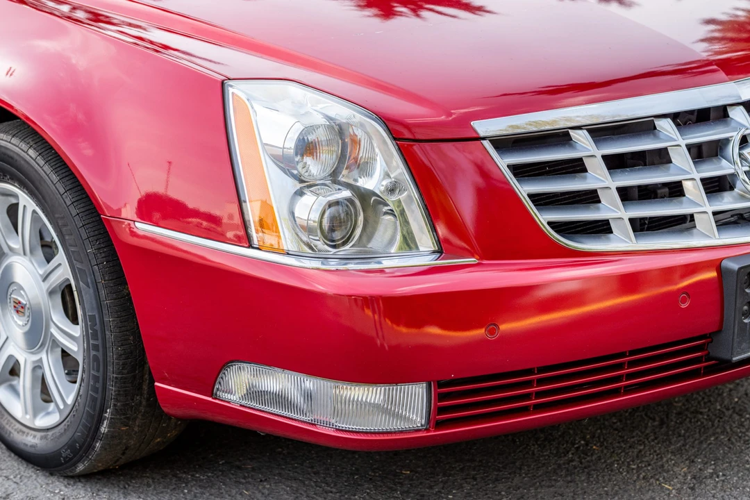 2009 Cadillac DTS - Image 19 of 31