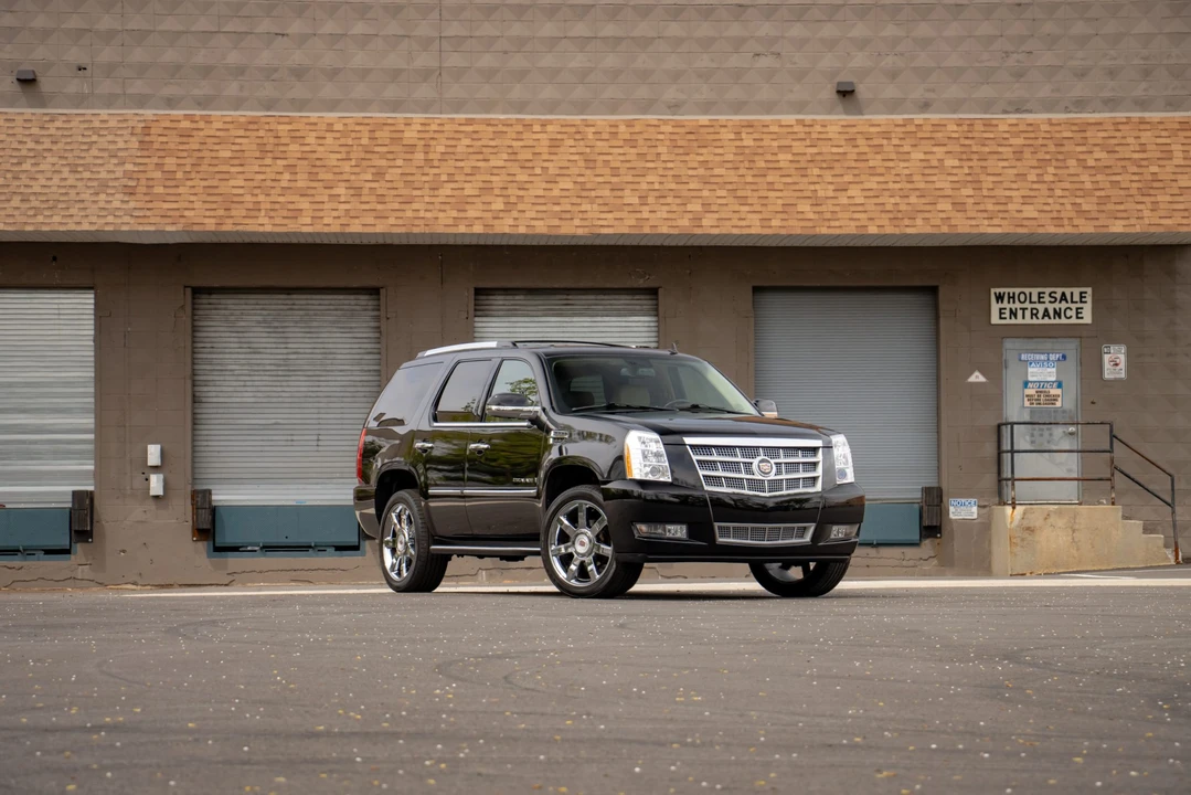 2009 Cadillac Escalade & EXT 3rd Gen - Image 17 of 31