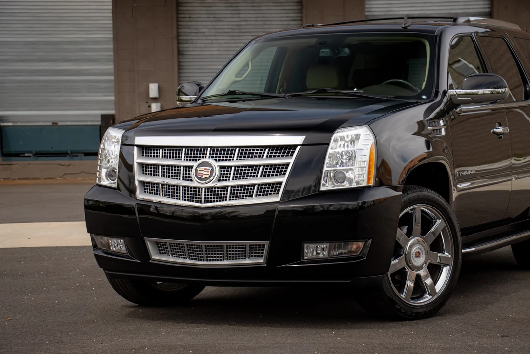 2009 Cadillac Escalade & EXT 3rd Gen - Image 24 of 31
