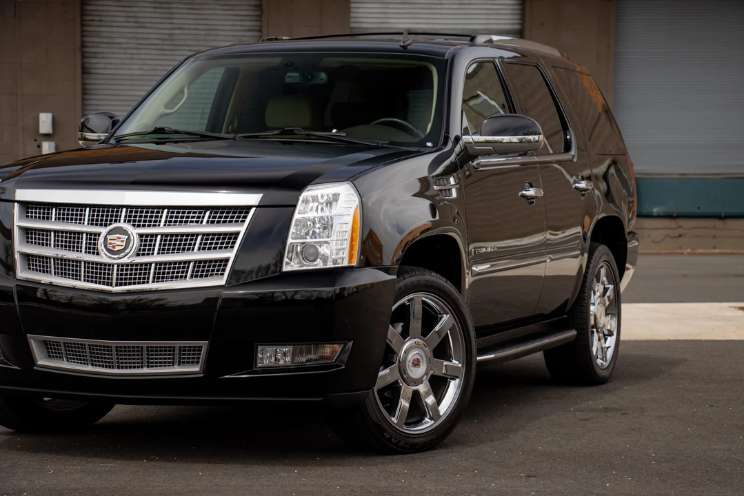 2009 Cadillac Escalade & EXT 3rd Gen - Image 25 of 31