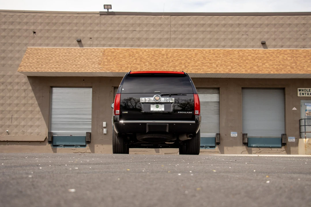2009 Cadillac Escalade & EXT 3rd Gen - Image 9 of 31