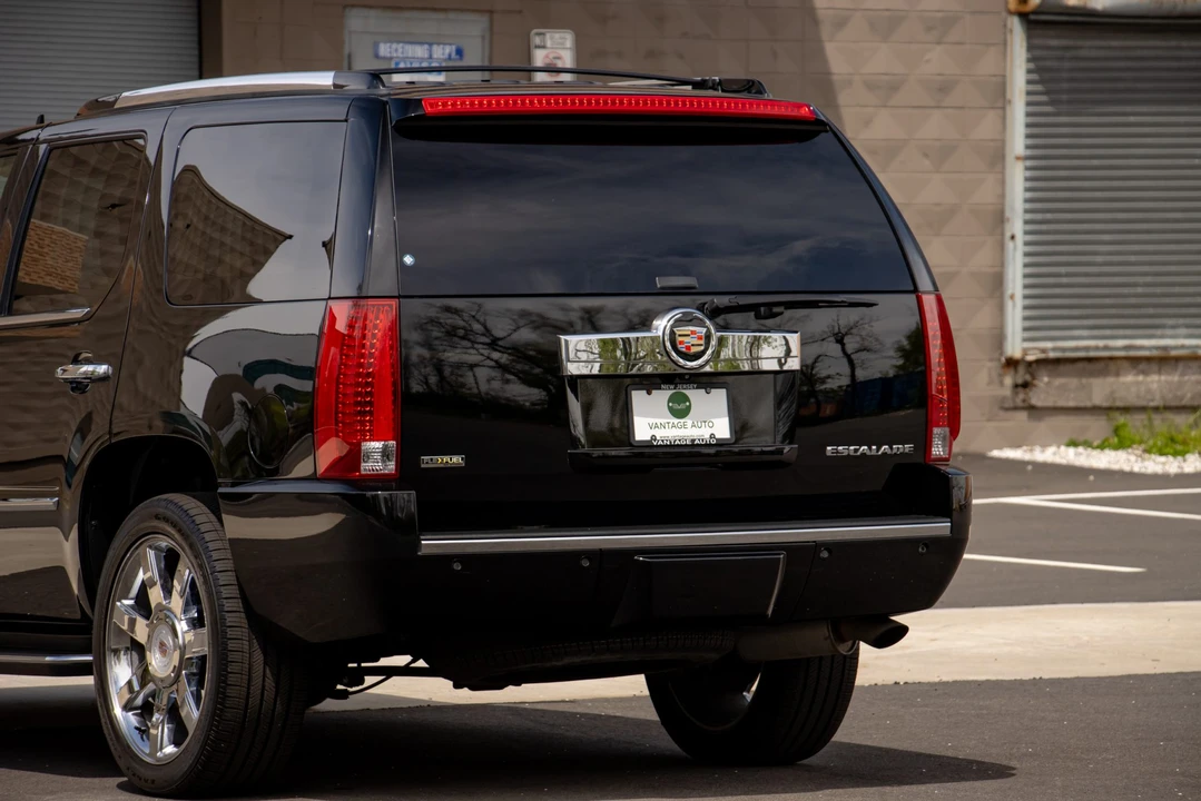 2009 Cadillac Escalade & EXT 3rd Gen - Image 30 of 31