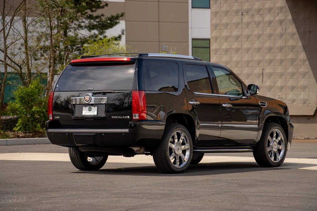 2009 Cadillac Escalade & EXT 3rd Gen - Image 13 of 31