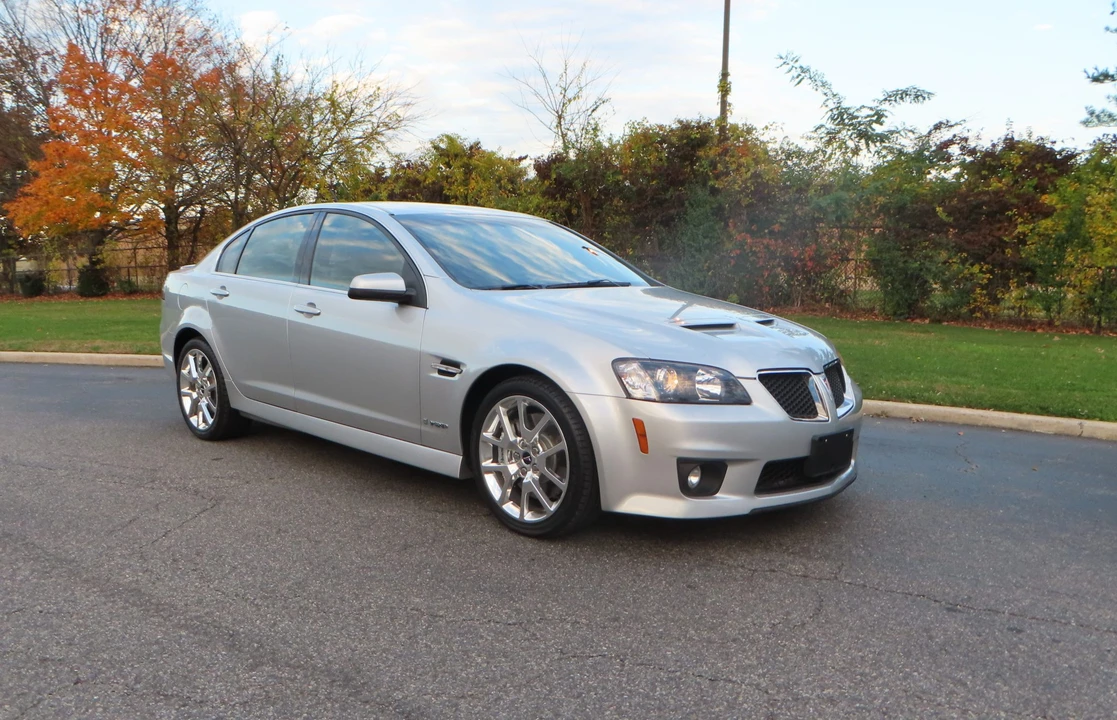 2009 Pontiac G8 - Image 2 of 31