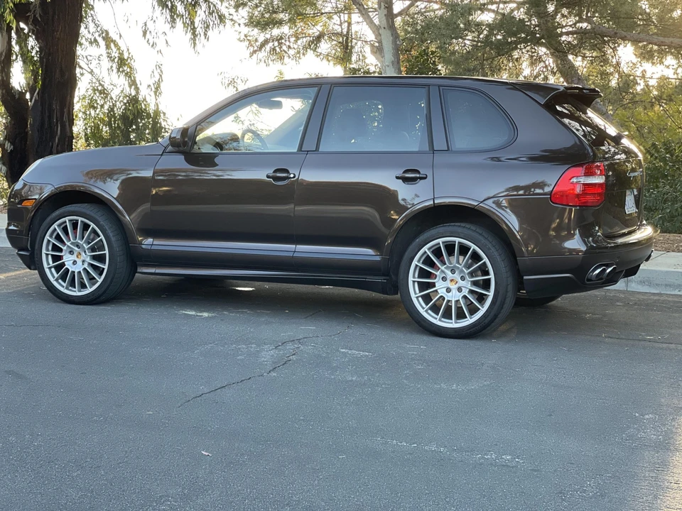 2009 Porsche 955/957 Cayenne GTS - Image 5 of 31