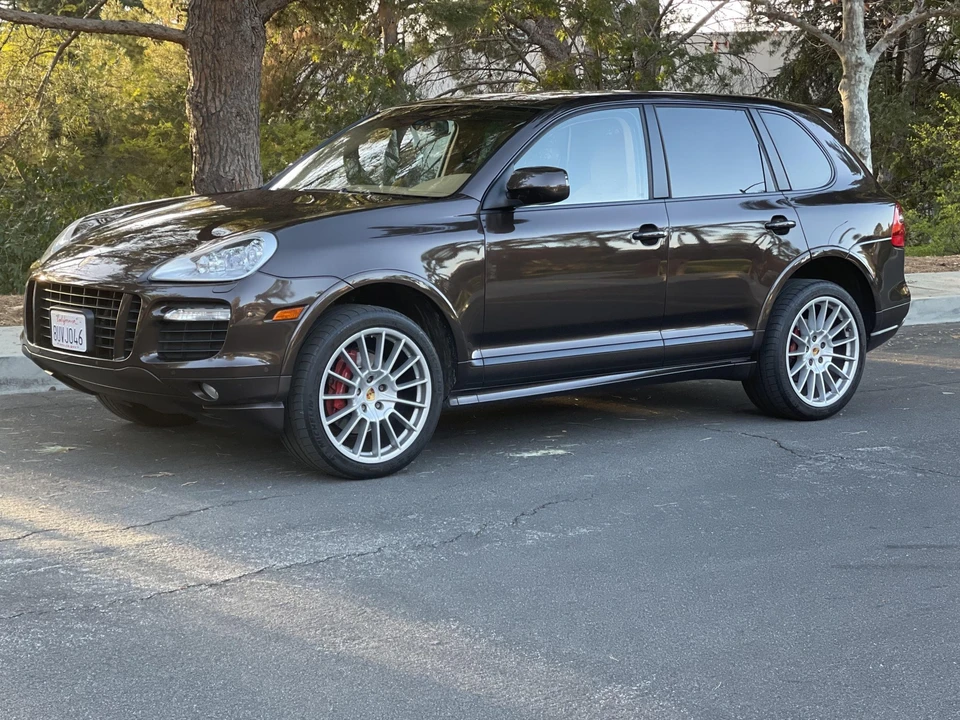 2009 Porsche 955/957 Cayenne GTS - Image 3 of 31