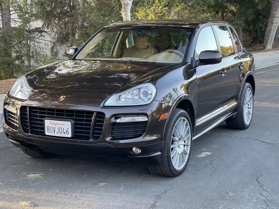 2009 Porsche 955/957 Cayenne GTS - Image 2 of 31