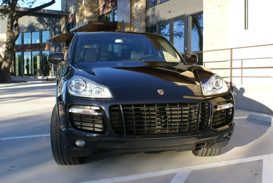 2009 Porsche 955/957 Cayenne GTS - Image 14 of 31