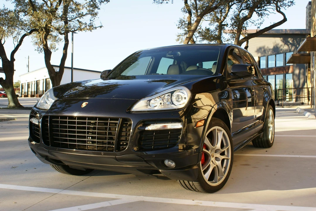 2009 Porsche 955/957 Cayenne GTS - Image 10 of 31