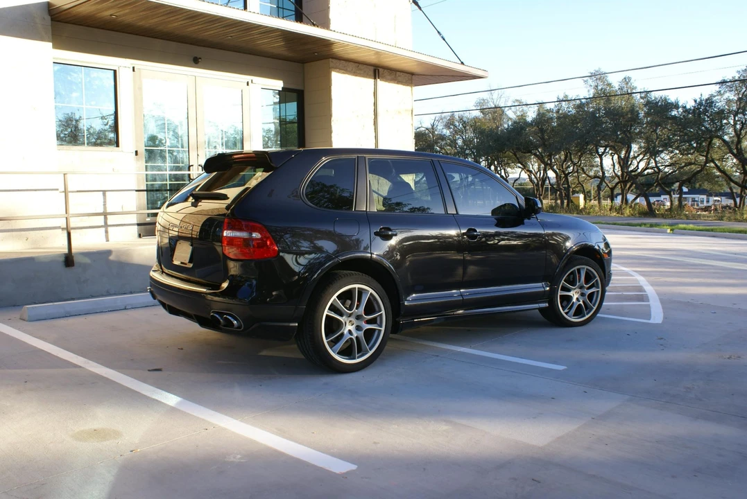 2009 Porsche 955/957 Cayenne GTS - Image 29 of 31