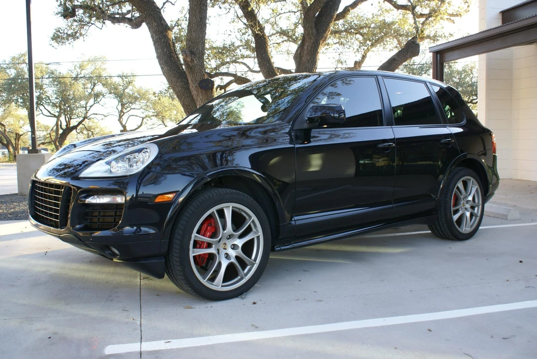 2009 Porsche 955/957 Cayenne GTS - Image 2 of 31