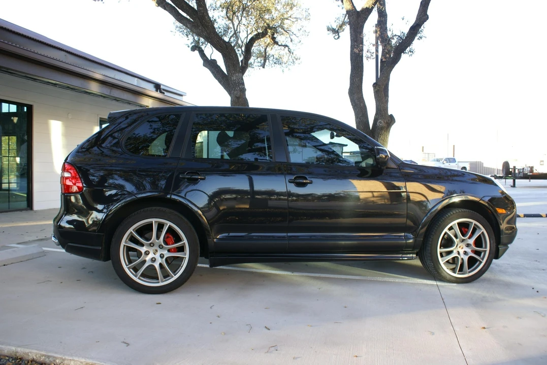 2009 Porsche 955/957 Cayenne GTS - Image 24 of 31