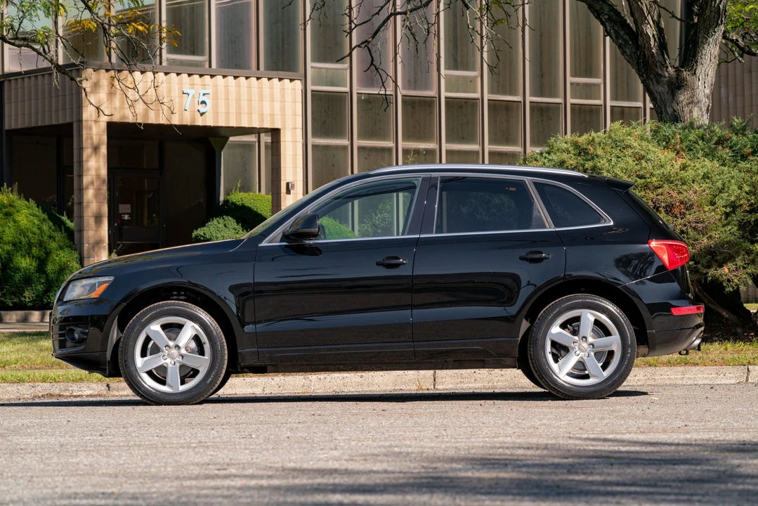 2010 Audi 8R Q5 - Image 6 of 31