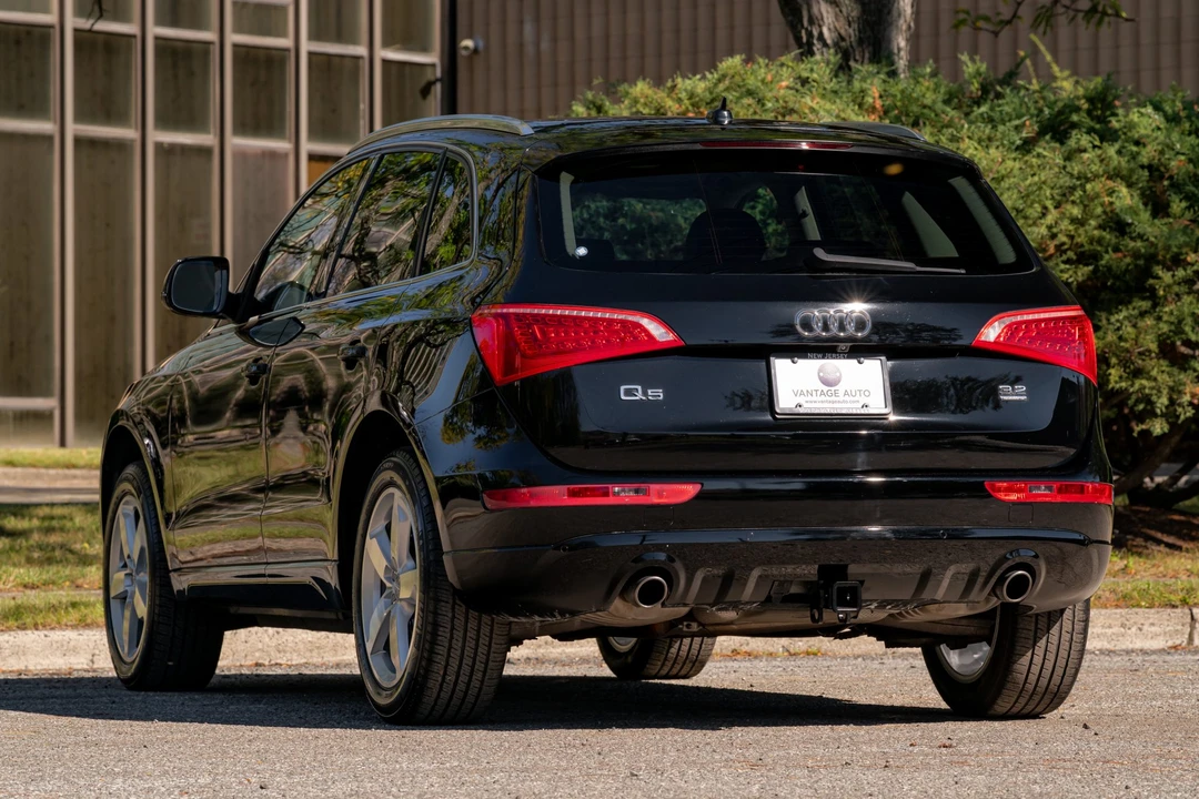 2010 Audi 8R Q5 - Image 9 of 31