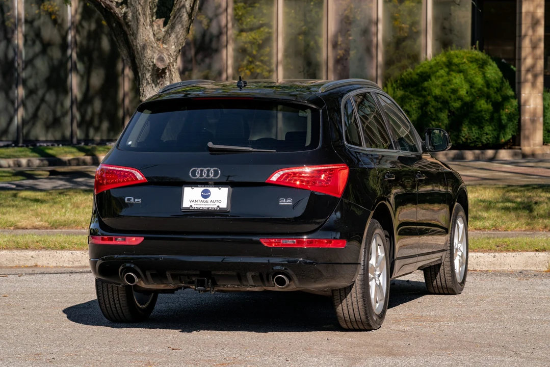 2010 Audi 8R Q5 - Image 12 of 31