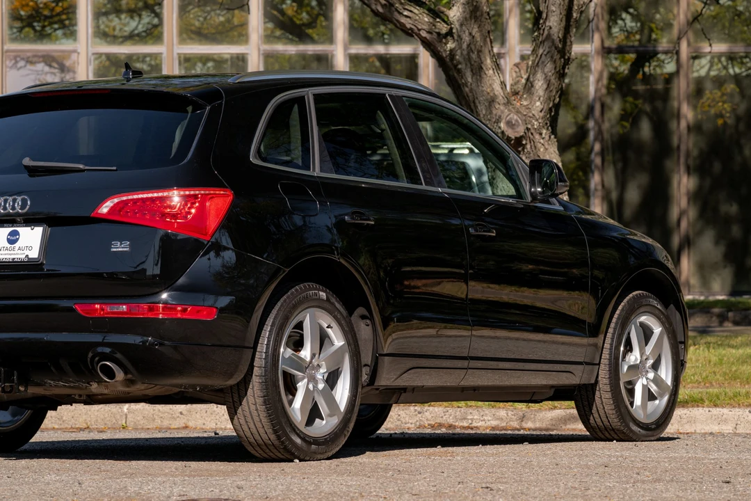 2010 Audi 8R Q5 - Image 25 of 31