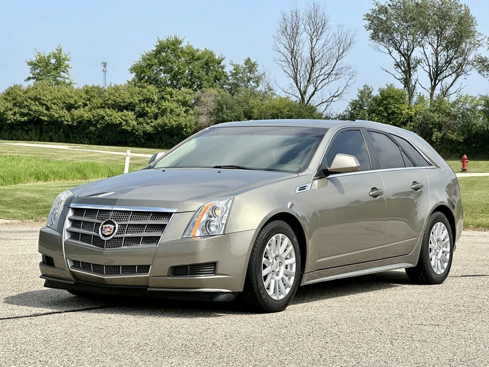 2010 Cadillac CTS 2nd Gen - Image 9 of 31