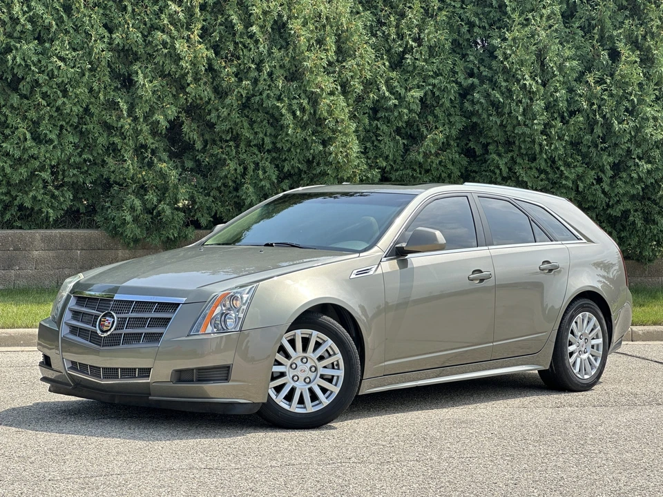 2010 Cadillac CTS 2nd Gen - Image 2 of 31