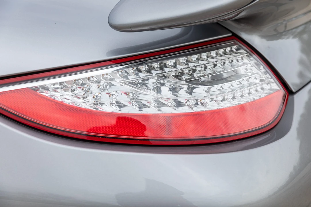 2010 Porsche 997 Turbo - Image 15 of 31