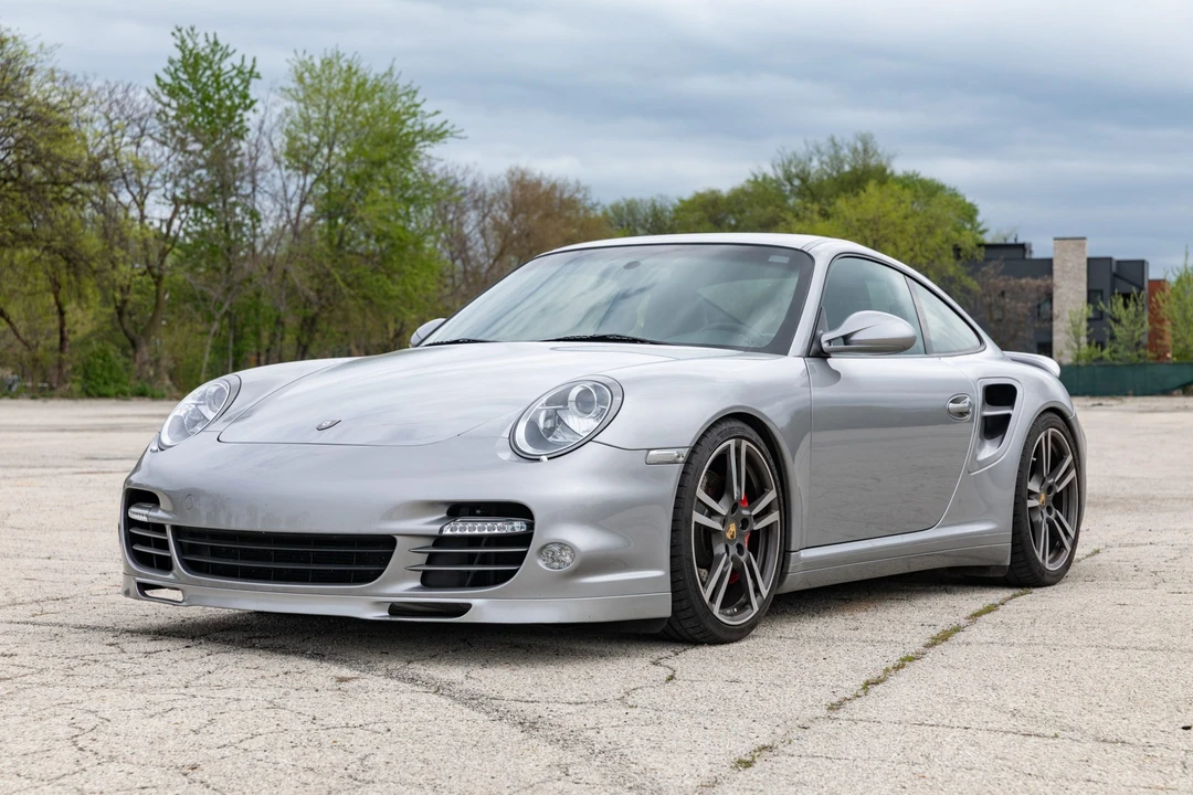 2010 Porsche 997 Turbo - Image 8 of 31