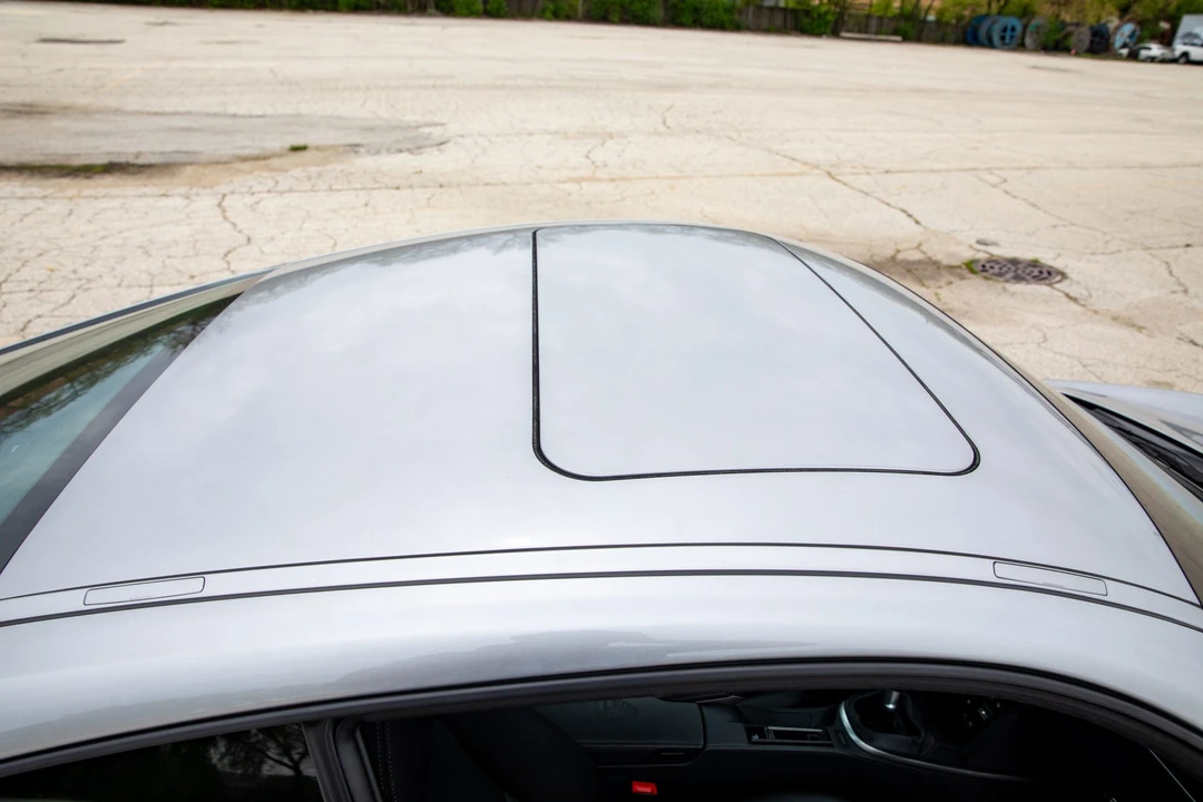 2010 Porsche 997 Turbo - Image 25 of 31