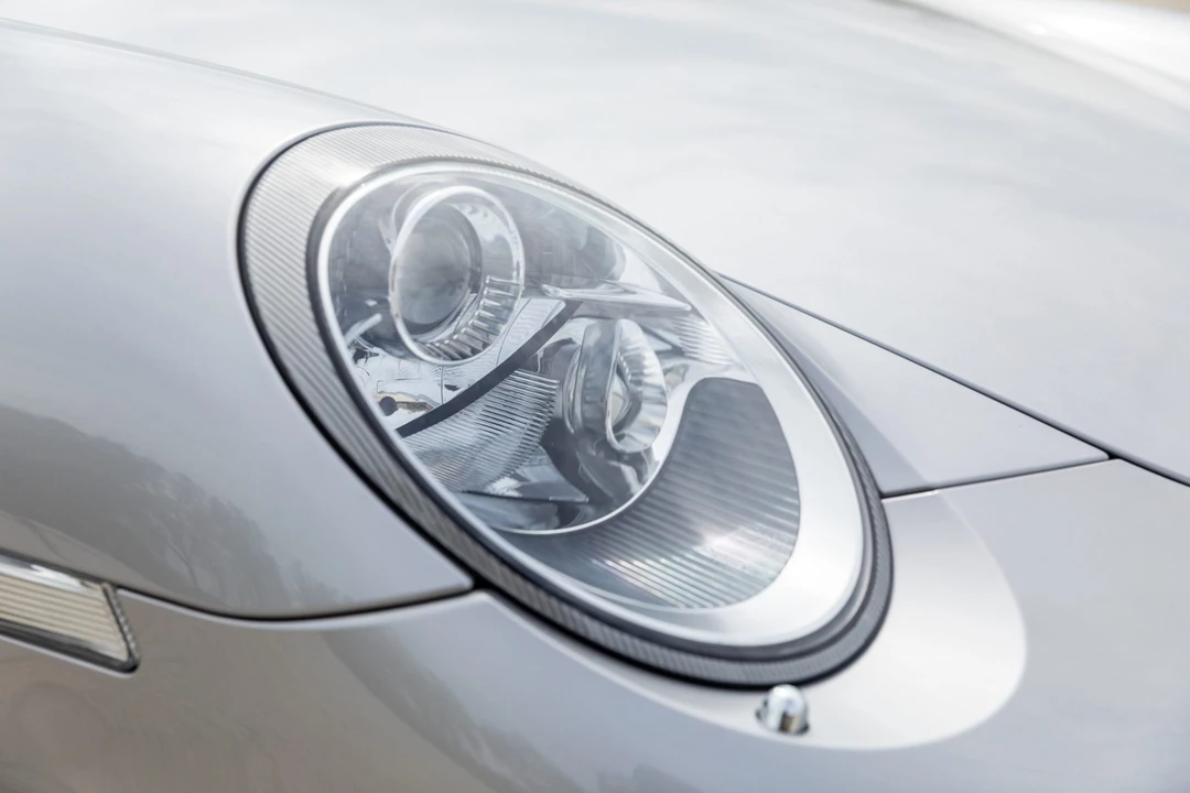 2010 Porsche 997 Turbo - Image 13 of 31