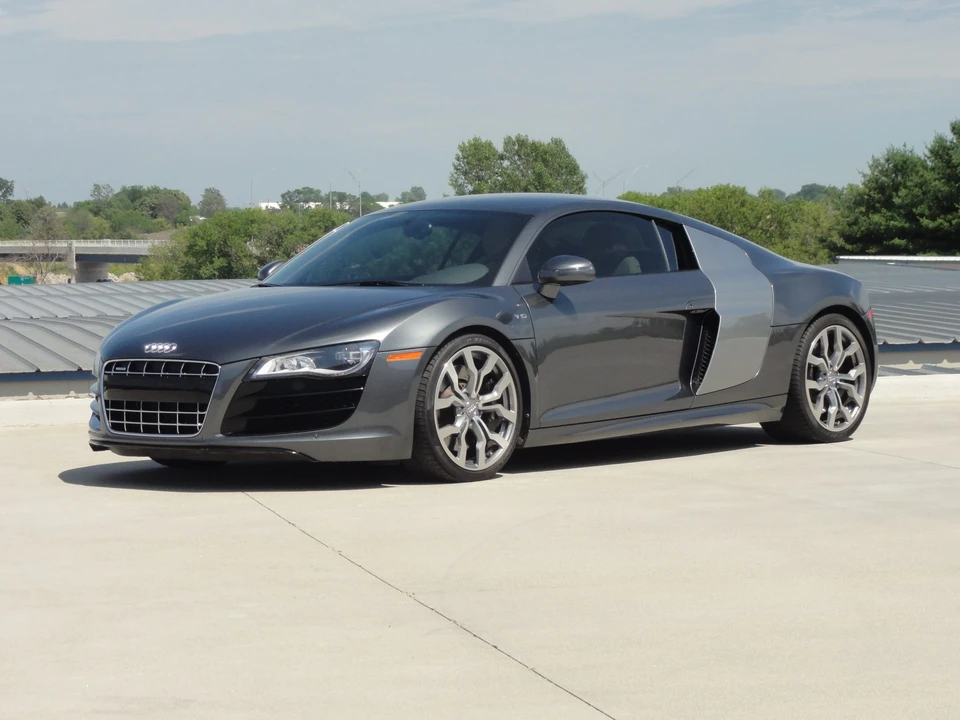 2011 Audi 42 R8 - Image 5 of 31