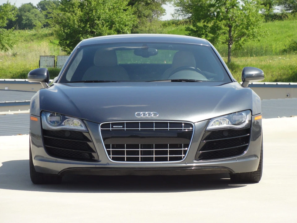 2011 Audi 42 R8 - Image 23 of 31