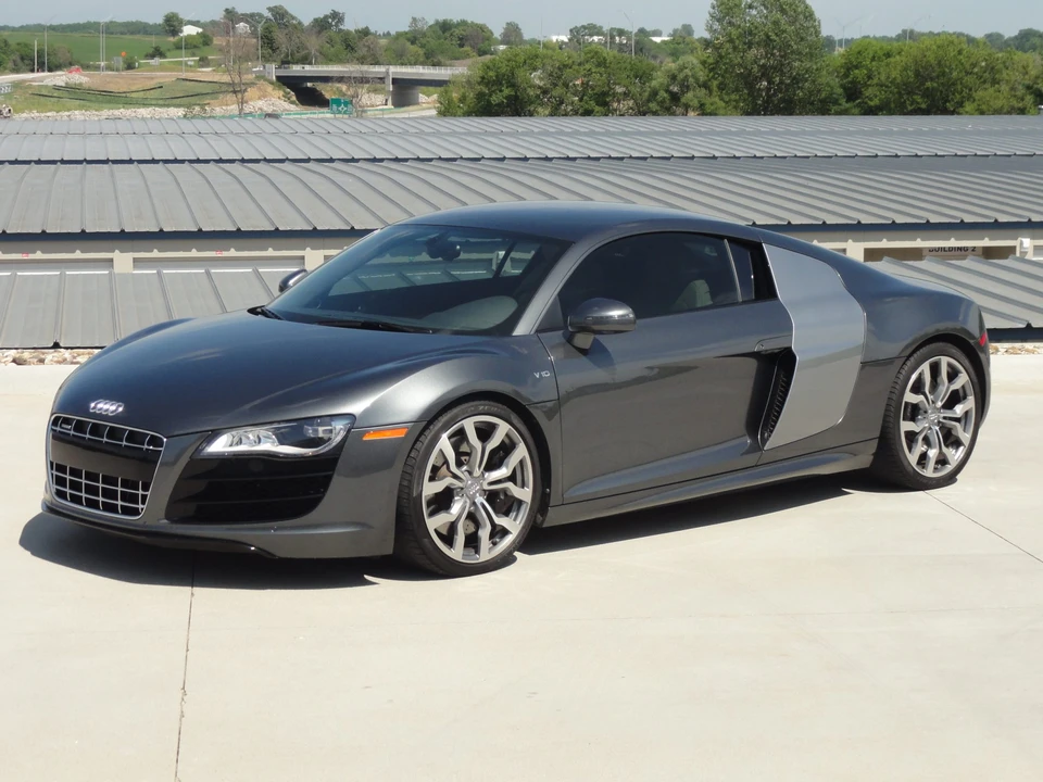2011 Audi 42 R8 - Image 4 of 31