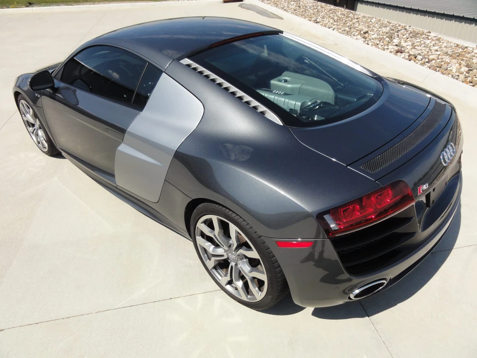 2011 Audi 42 R8 - Image 9 of 31